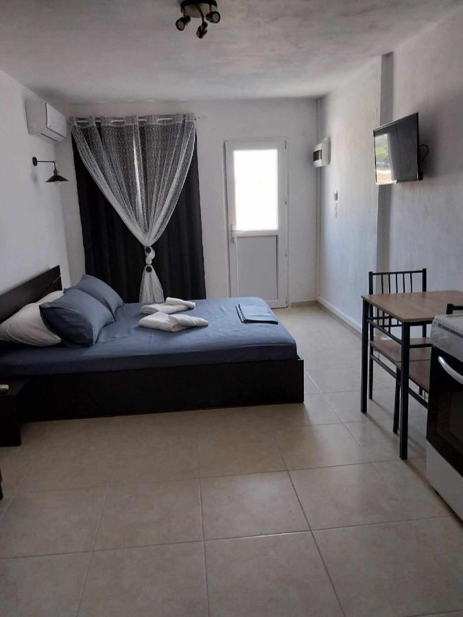Souvlia Beach Parasporos ภายนอก รูปภาพ