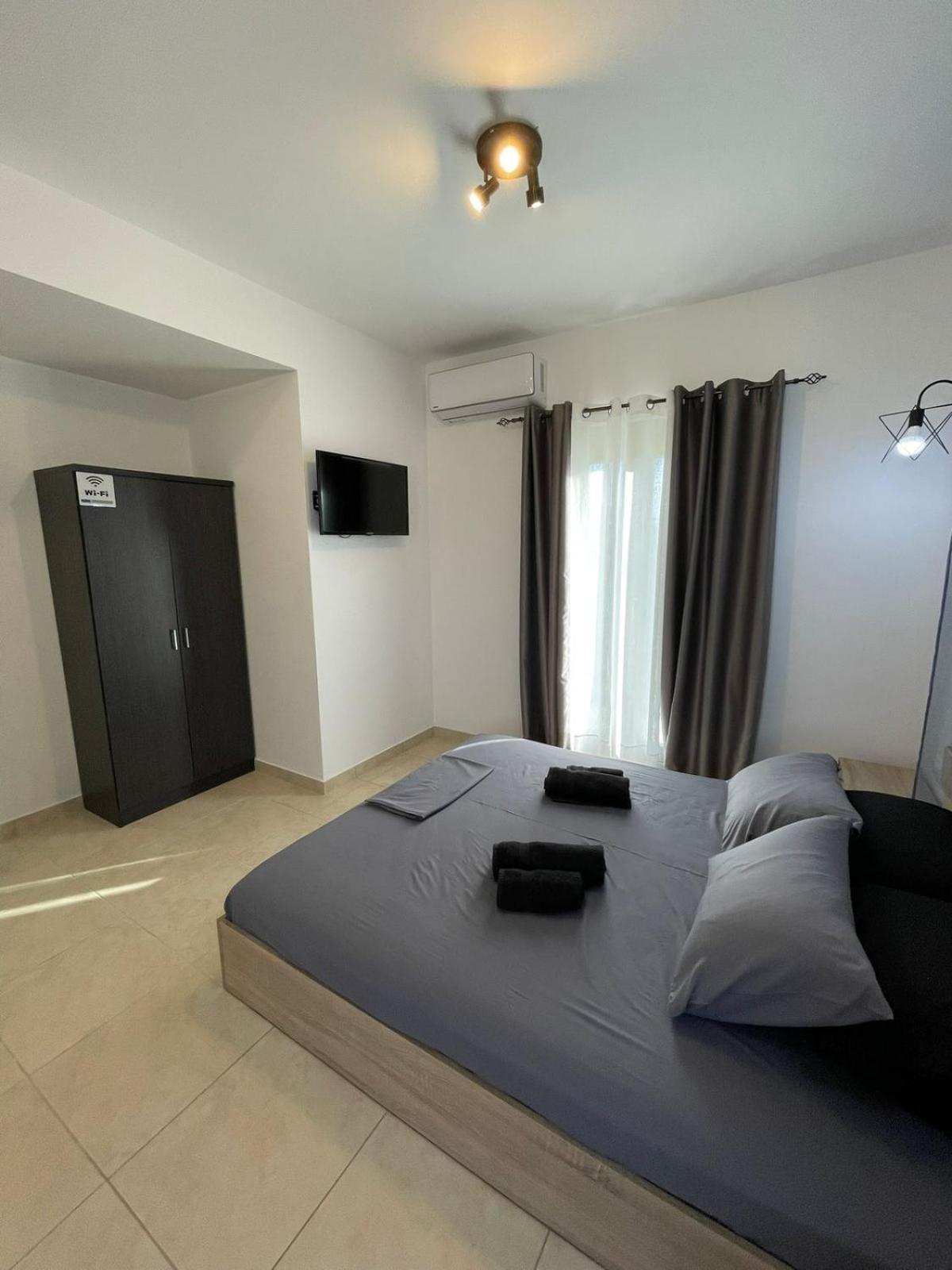 Souvlia Beach Parasporos ภายนอก รูปภาพ